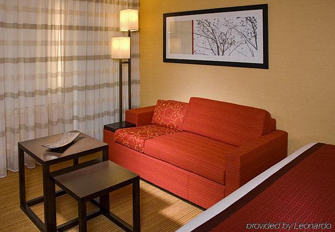 Hotel Courtyard By Marriott Columbus New Albany Exterior foto